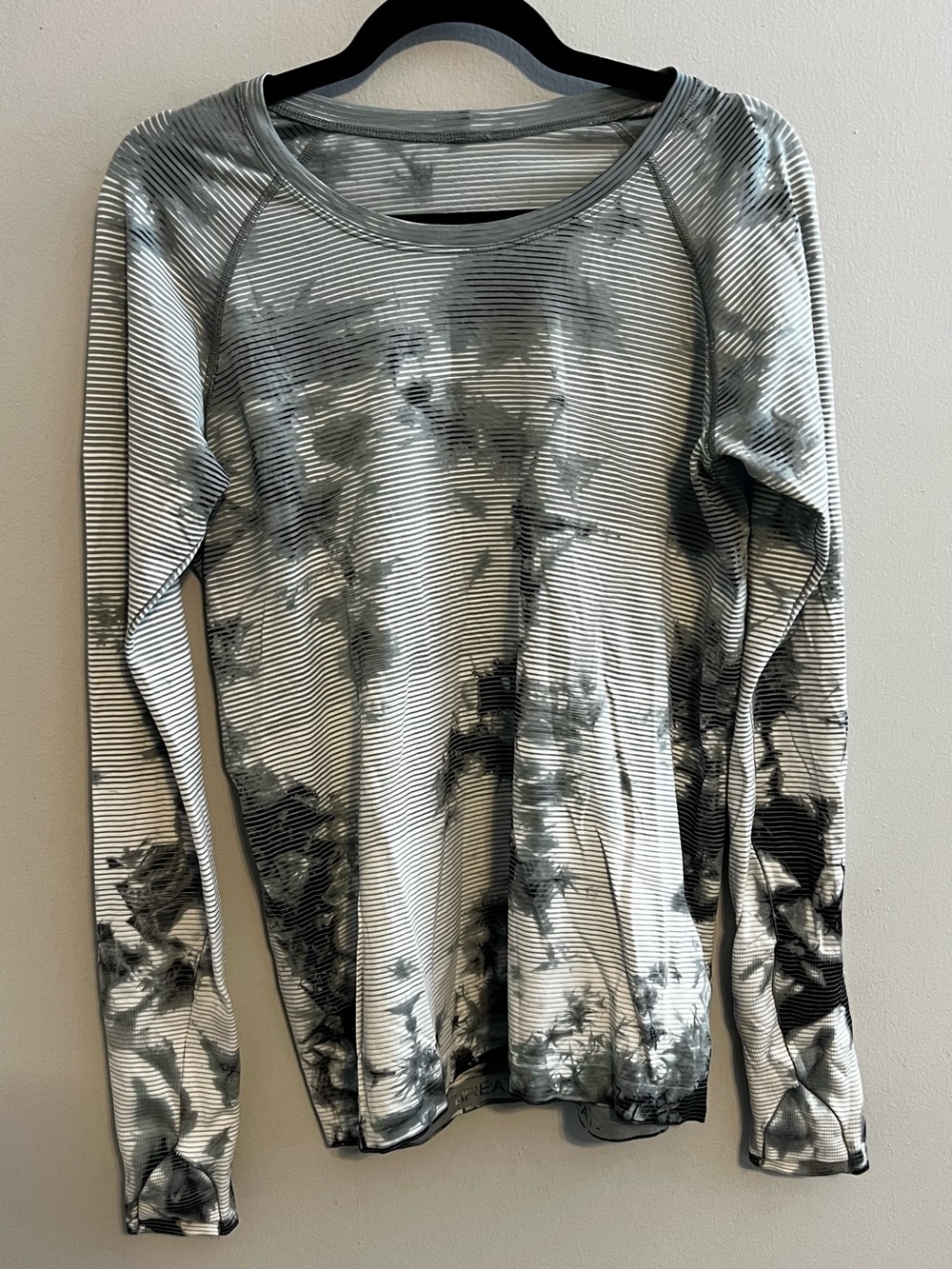 Lululemon Swiftly Tech LS 2.0 Shibori Stripe Graphite Grey Tie Dye Size 12 Large